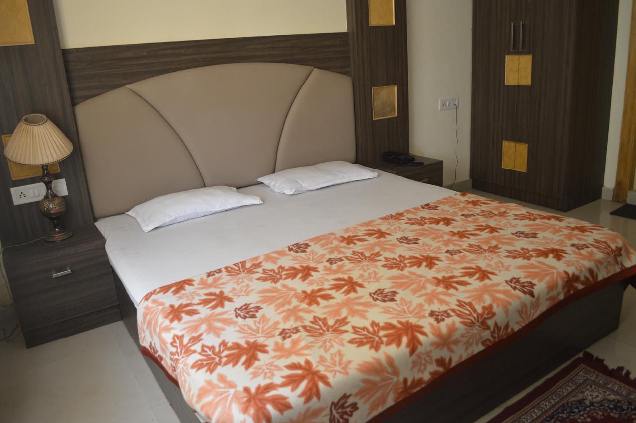 Hotel City Palace Brahmapur Экстерьер фото