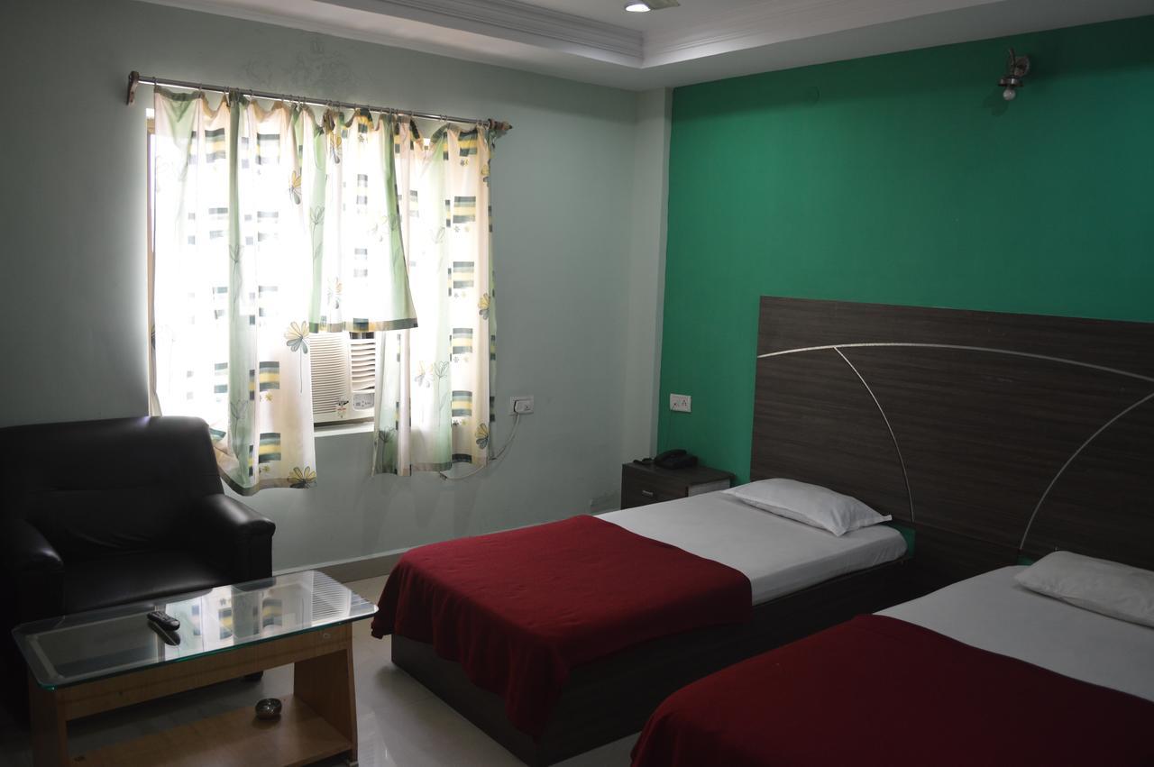 Hotel City Palace Brahmapur Номер фото